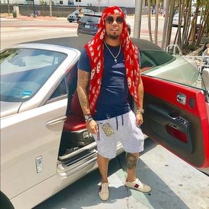 Meet your Posher, Quintez